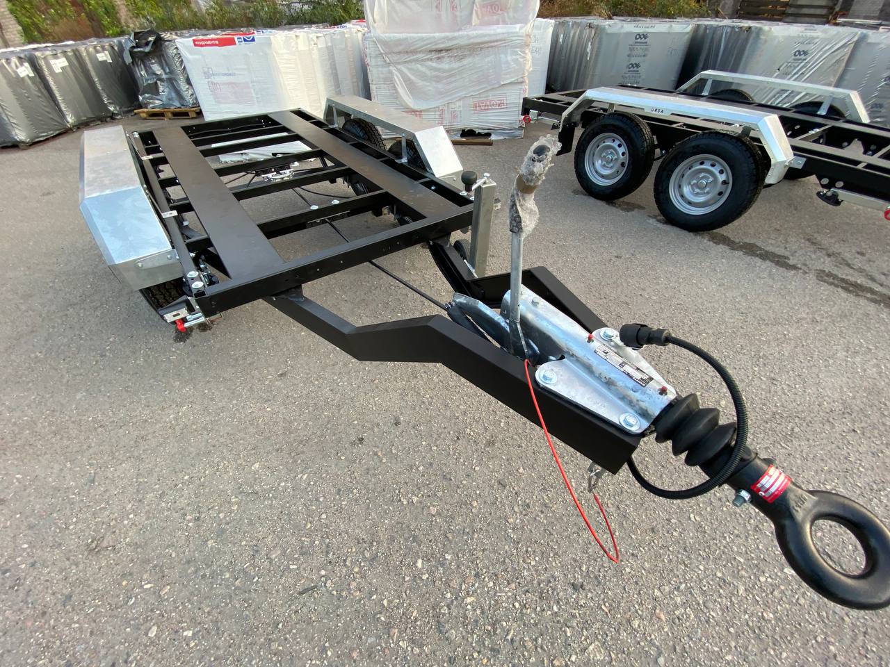 Прицеп под генератор для грузового авто 2560х1250 двухосный с тормозной системой